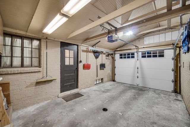 8339 Northcote Avenue, Munster, IN 46321