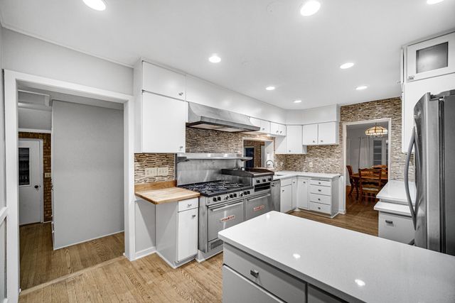 8339 Northcote Avenue, Munster, IN 46321