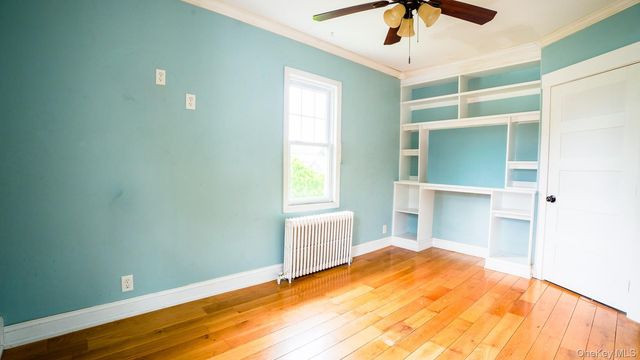 14 Easton Street, Lindenhurst, NY 11757