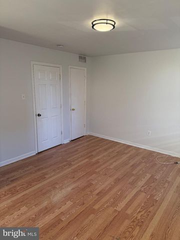 2427 N 10TH ST, Philadelphia, PA 19133