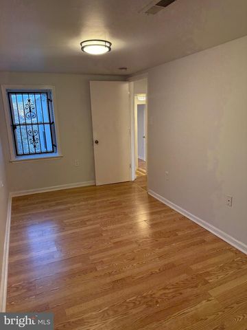 2427 N 10TH ST, Philadelphia, PA 19133