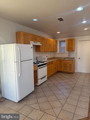 2427 N 10TH ST, Philadelphia, PA 19133