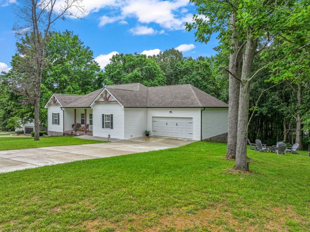 18 Shady Cove Ln, Winchester, TN 37398