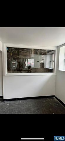 233 Malvern Street, Newark, NJ 07105