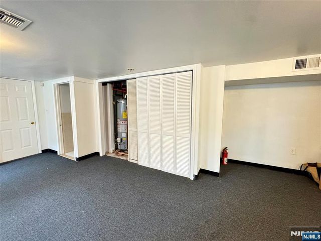233 Malvern Street, Newark, NJ 07105