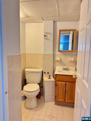 233 Malvern Street, Newark, NJ 07105