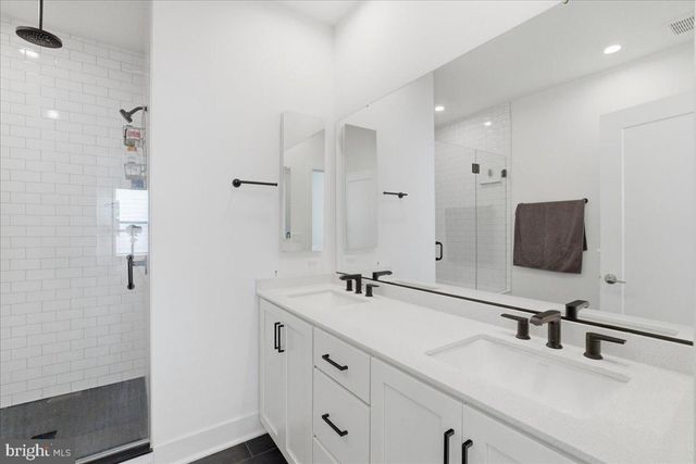 2018 TYSONS RIDGELINE RD, Falls Church, VA 22043