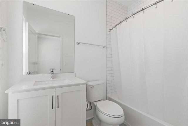2018 TYSONS RIDGELINE RD, Falls Church, VA 22043