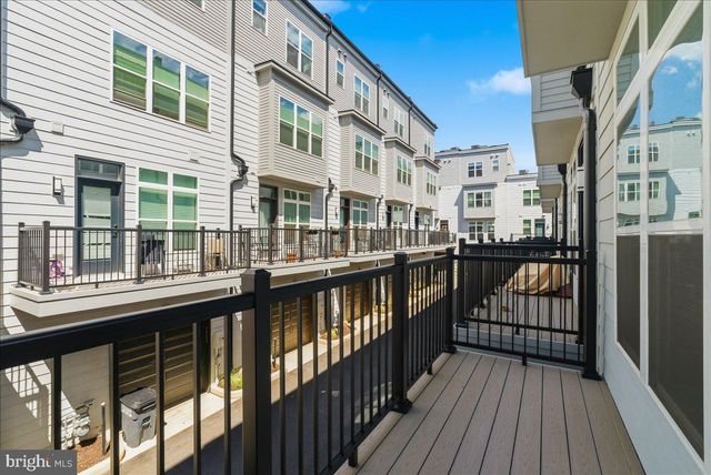 2018 TYSONS RIDGELINE RD, Falls Church, VA 22043