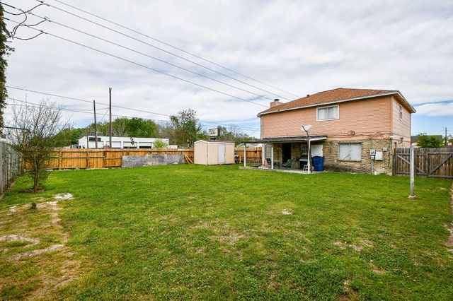 2923 W Greens Rd Road, Houston, TX 77067