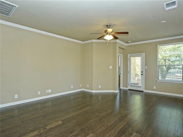 9512 Solana Vista LOOP B, Austin, TX 78750