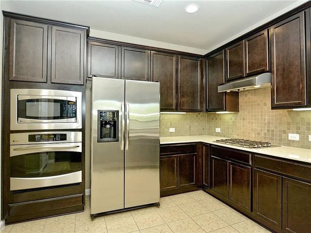 9512 Solana Vista LOOP B, Austin, TX 78750