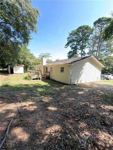 3760 Sunny Hill Drive, Loganville, GA 30052