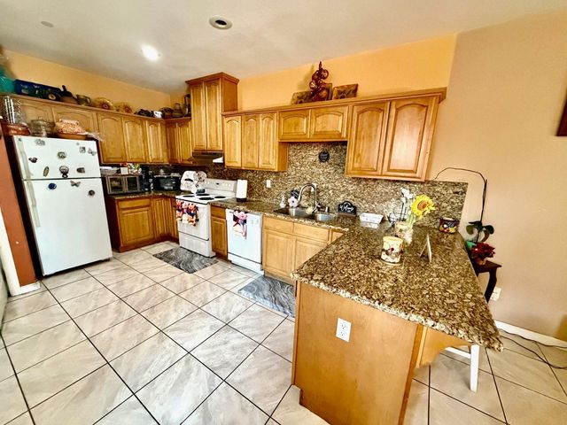 1125 Olympia Avenue, Seaside, CA 93955