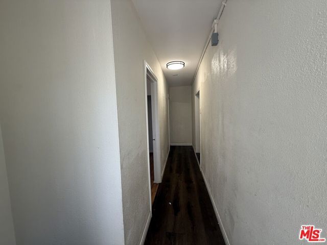 11233 Raymond Avenue, Los Angeles, CA 90044