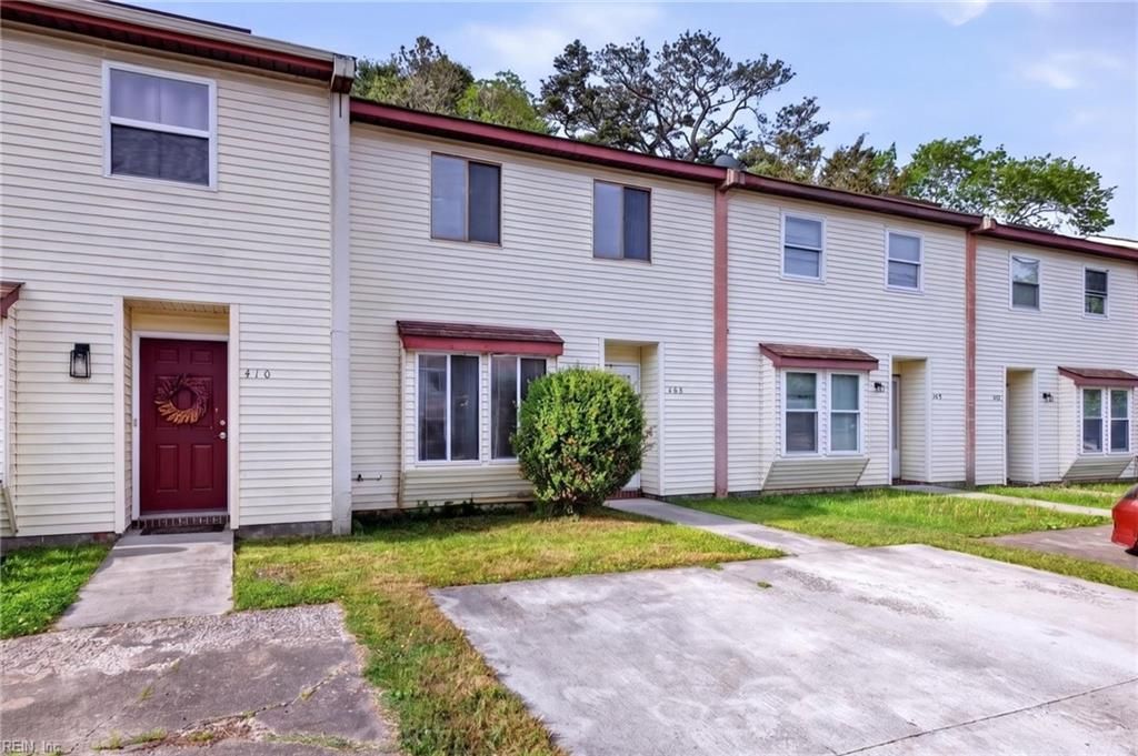 408 Hill Meadow DR, Virginia Beach, VA 23454