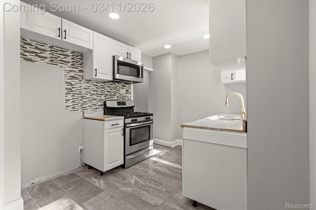 18931 Sawyer Street, Detroit, MI 48228