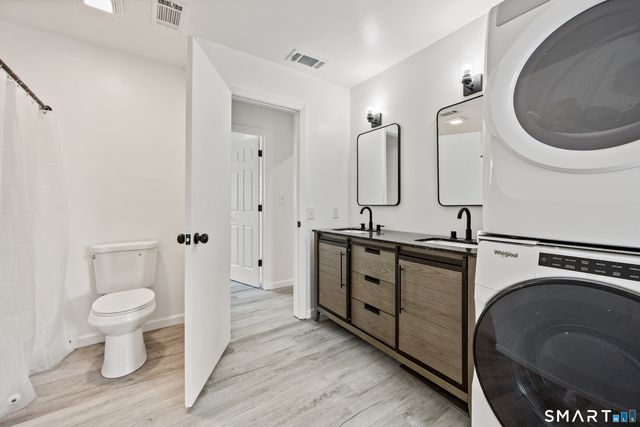 675 Newfield Street 2, Middletown, CT 06457