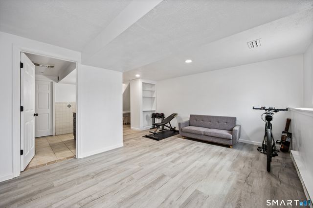 675 Newfield Street 2, Middletown, CT 06457