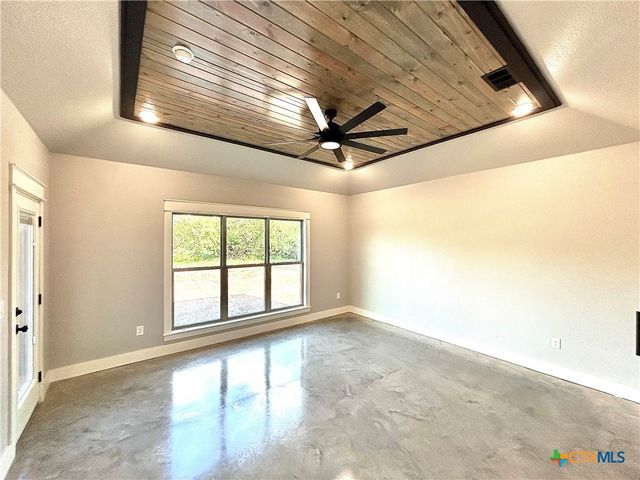 3 Saul Dr, Lampasas, TX 76550