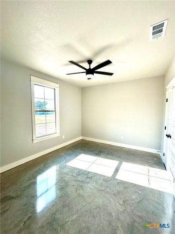 3 Saul Dr, Lampasas, TX 76550