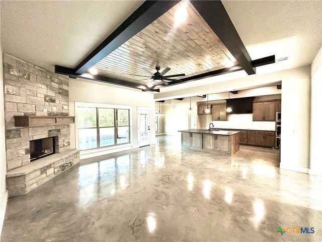 3 Saul Dr, Lampasas, TX 76550