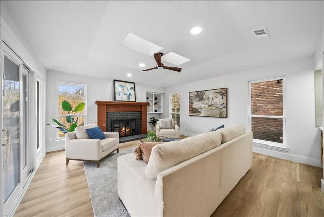 9632 Park Highlands Drive, Dallas, TX 75238