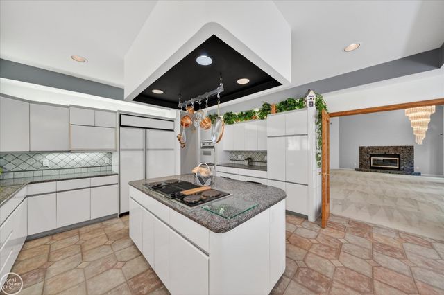 1 Beckford Place, Clarkston, MI 48348