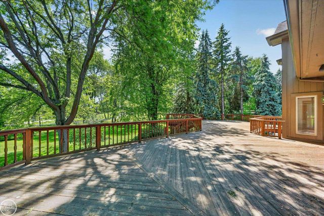 1 Beckford Place, Clarkston, MI 48348