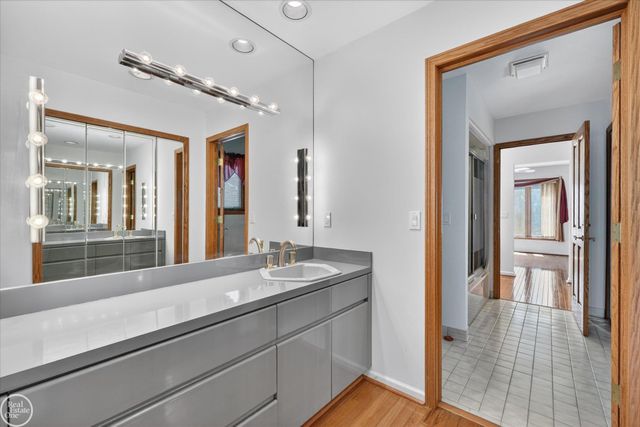 1 Beckford Place, Clarkston, MI 48348