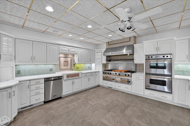 1 Beckford Place, Clarkston, MI 48348