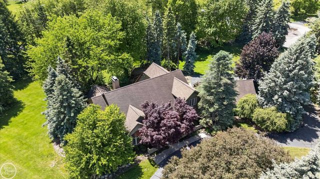 1 Beckford Place, Clarkston, MI 48348