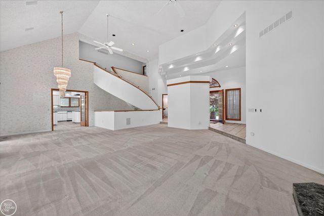 1 Beckford Place, Clarkston, MI 48348