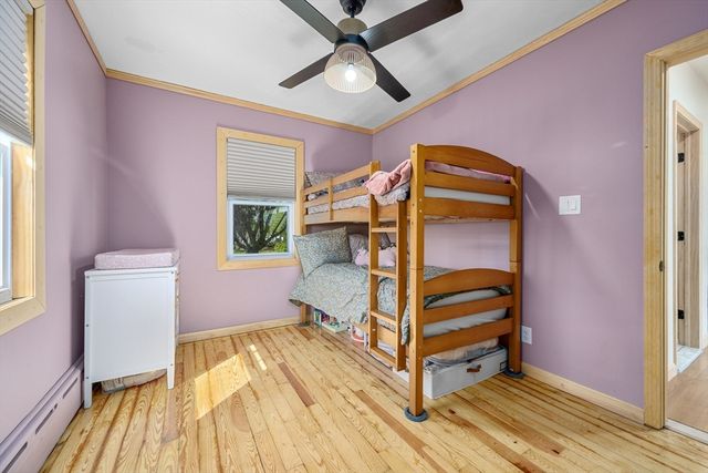 186 Compos St, Somerset, MA 02726
