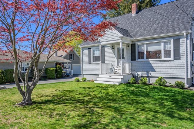 186 Compos St, Somerset, MA 02726