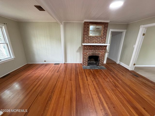 837 Huntington Avenue, Pine Beach, NJ 08741
