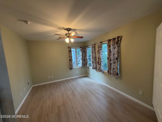 837 Huntington Avenue, Pine Beach, NJ 08741