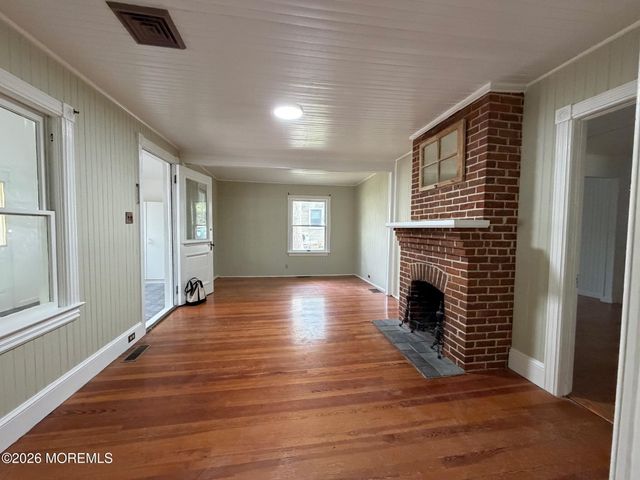837 Huntington Avenue, Pine Beach, NJ 08741