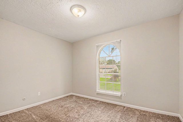 1917 Coupland Drive, La Porte, TX 77571
