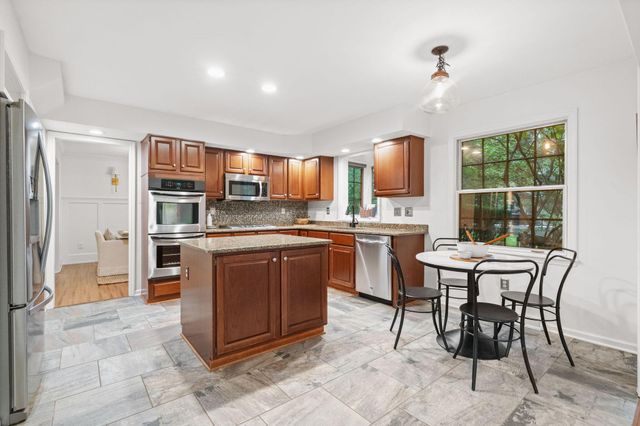 359 Bailey Place, Columbus, OH 43235
