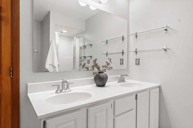 359 Bailey Place, Columbus, OH 43235