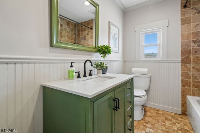 60 Arnold Ter, South Orange Village Twp., NJ 07079