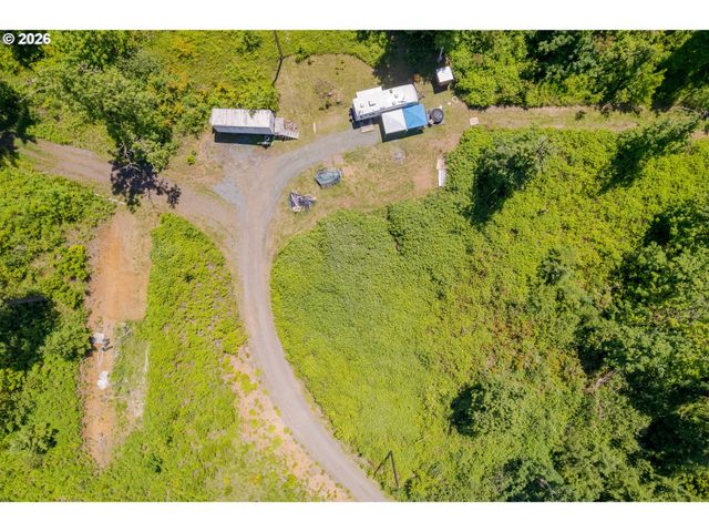 8563 McKenzie Hwy, Springfield, OR 97478