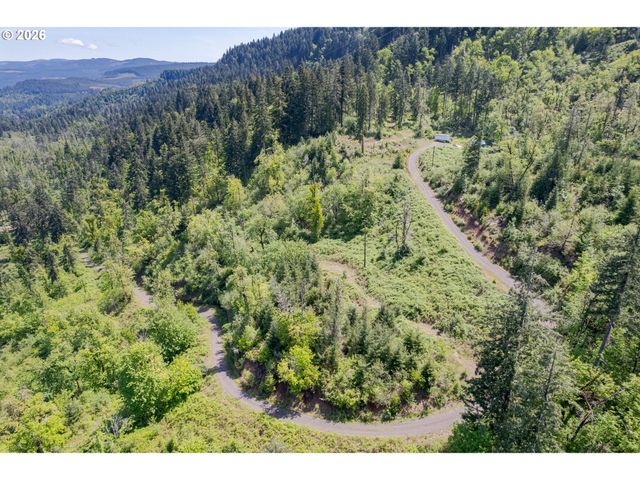 8563 McKenzie Hwy, Springfield, OR 97478