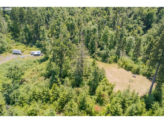 8563 McKenzie Hwy, Springfield, OR 97478