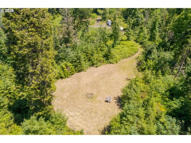 8563 McKenzie Hwy, Springfield, OR 97478