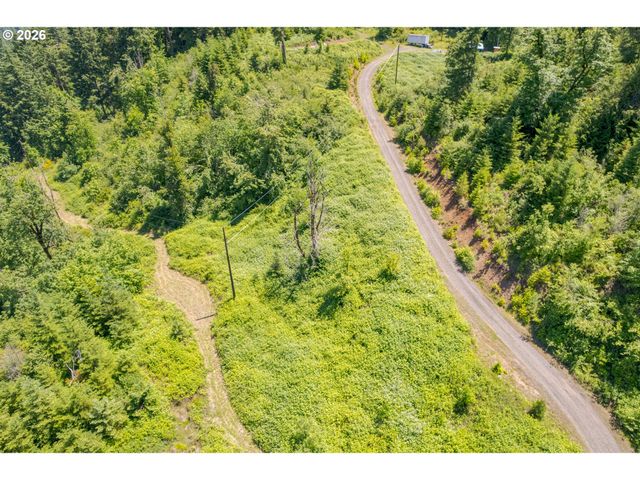 8563 McKenzie Hwy, Springfield, OR 97478