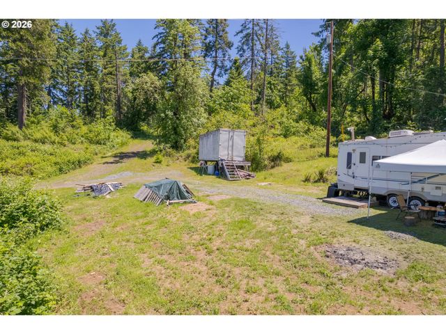 8563 McKenzie Hwy, Springfield, OR 97478