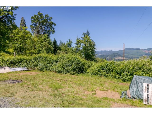 8563 McKenzie Hwy, Springfield, OR 97478