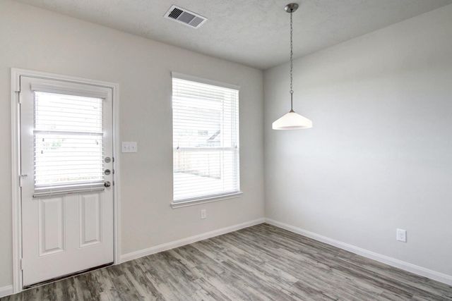 2819 Silver Charm, Houston, TX 77014